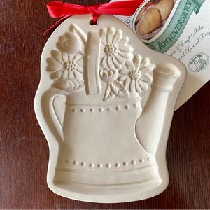 Brown Bag Cookie Art 1998 Watering Can Hill Design - unused